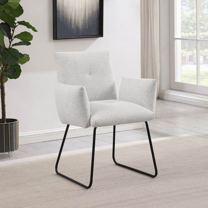 Ackland Dining Arm Chair - Home Furniture And More (Brentwood, MD)
