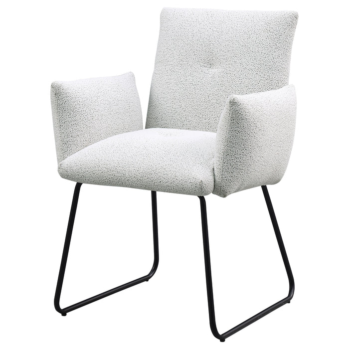 Ackland Dining Arm Chair - Home Furniture And More (Brentwood, MD)