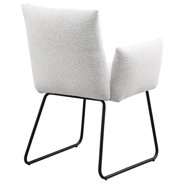 Ackland Dining Arm Chair - Home Furniture And More (Brentwood, MD)