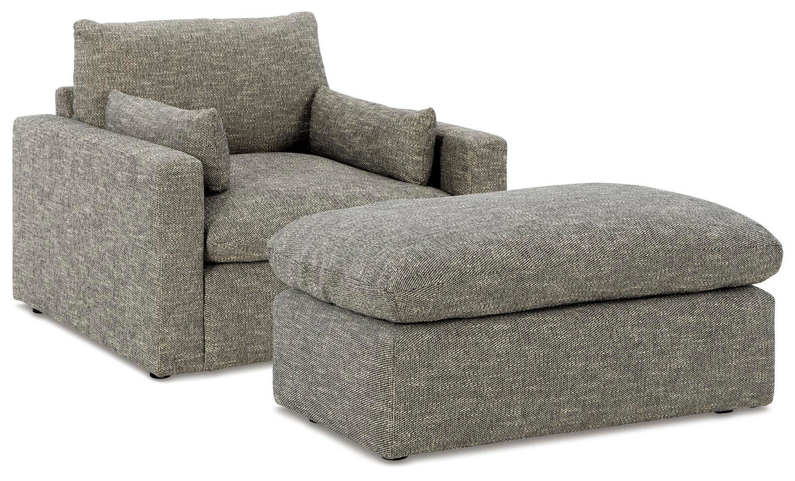 Dramatic Living Room Set - Home Furniture And More (Brentwood, MD)