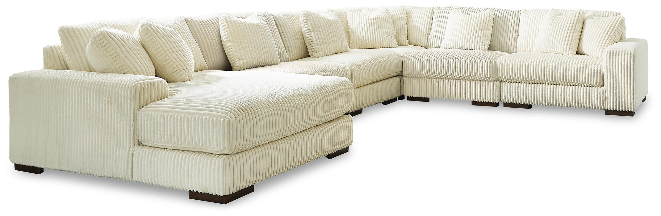 Lindyn Sectional with Chaise - Home Furniture And More (Brentwood, MD)