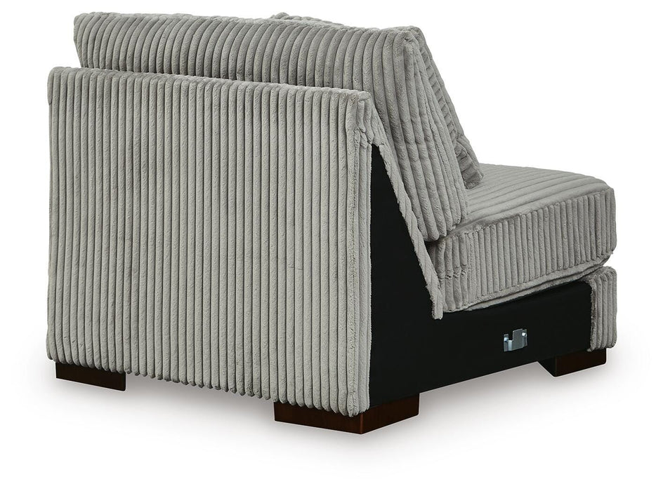 Lindyn Sectional with Chaise - Home Furniture And More (Brentwood, MD)