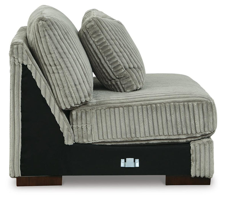 Lindyn Sectional with Double Chaise - Home Furniture And More (Brentwood, MD)