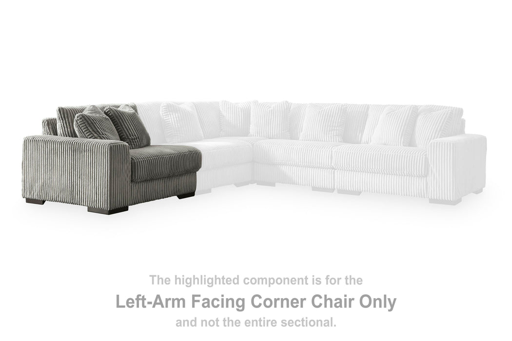 Lindyn Sectional with Chaise - Home Furniture And More (Brentwood, MD)