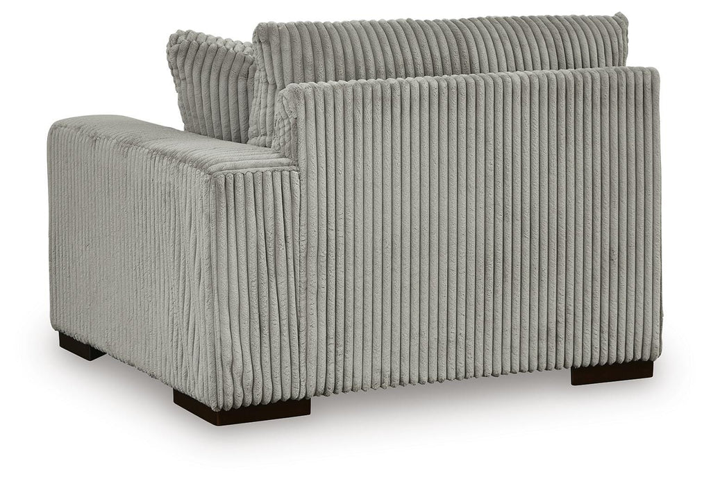 Lindyn Sectional with Chaise - Home Furniture And More (Brentwood, MD)