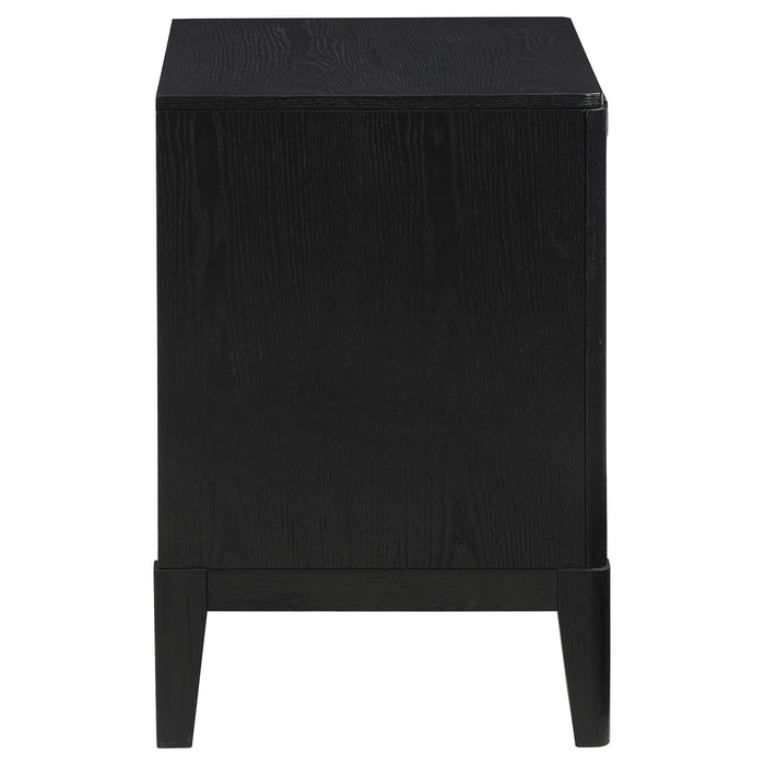 Brookmead Nightstand - Home Furniture And More (Brentwood, MD)