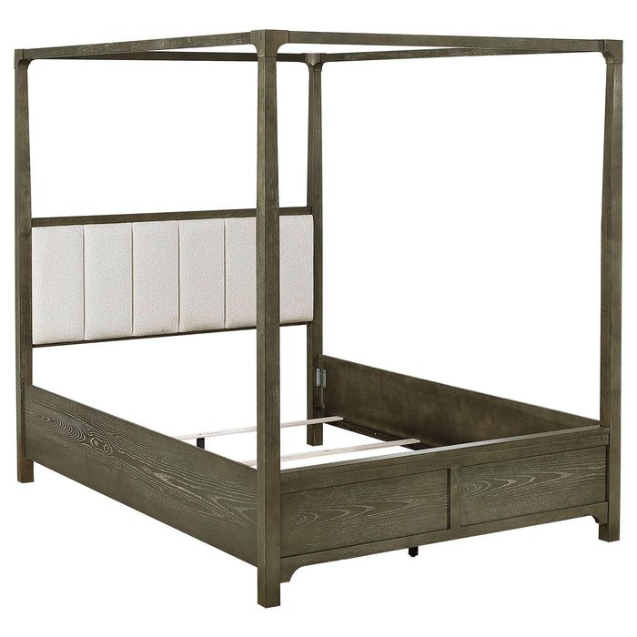 Gran Park Canopy Panel Bed - Home Furniture And More (Brentwood, MD)