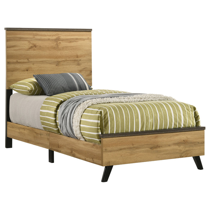 Kaywood Panel Bed - Home Furniture And More (Brentwood, MD)