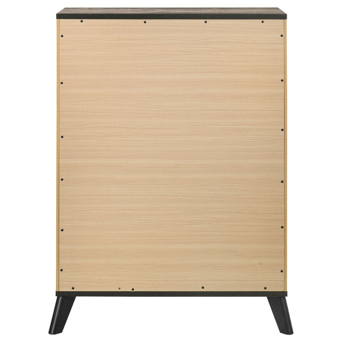 Kaywood Chest of Drawers - Home Furniture And More (Brentwood, MD)