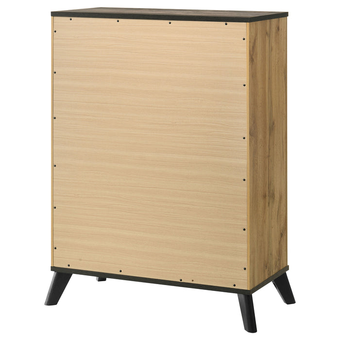 Kaywood Chest of Drawers - Home Furniture And More (Brentwood, MD)