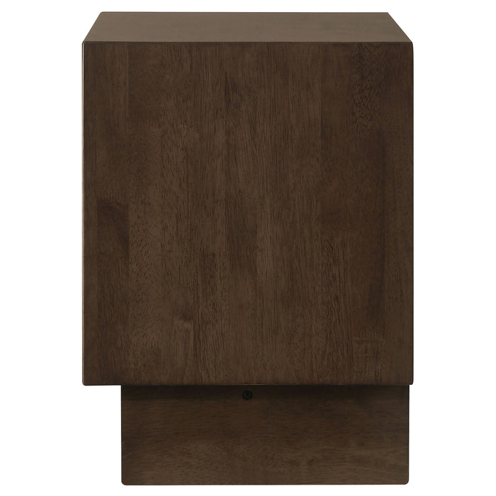 Glenwood Nightstand - Home Furniture And More (Brentwood, MD)