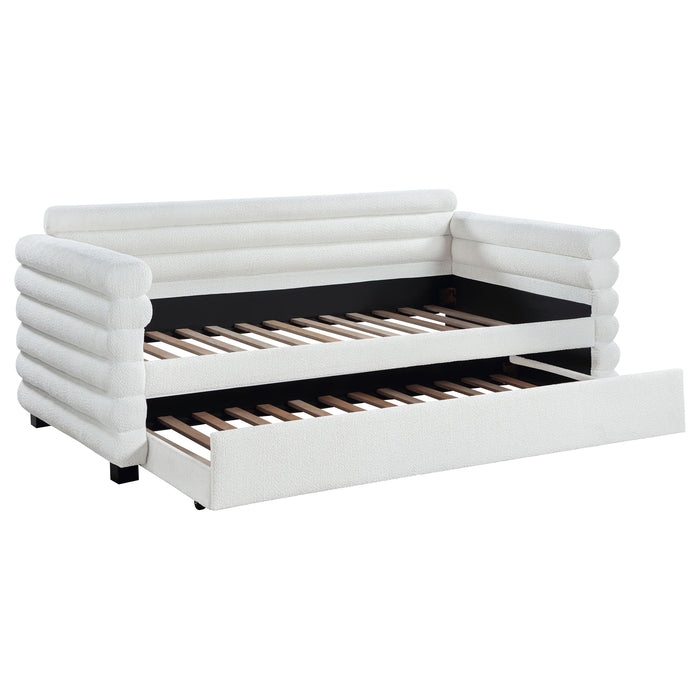 Patricia Daybed with Trundle - Home Furniture And More (Brentwood, MD)