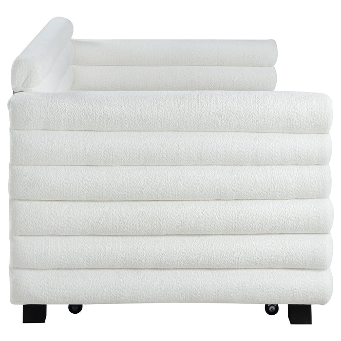 Patricia Daybed with Trundle - Home Furniture And More (Brentwood, MD)
