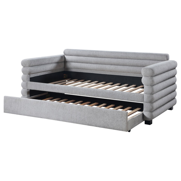 Patricia Daybed with Trundle - Home Furniture And More (Brentwood, MD)