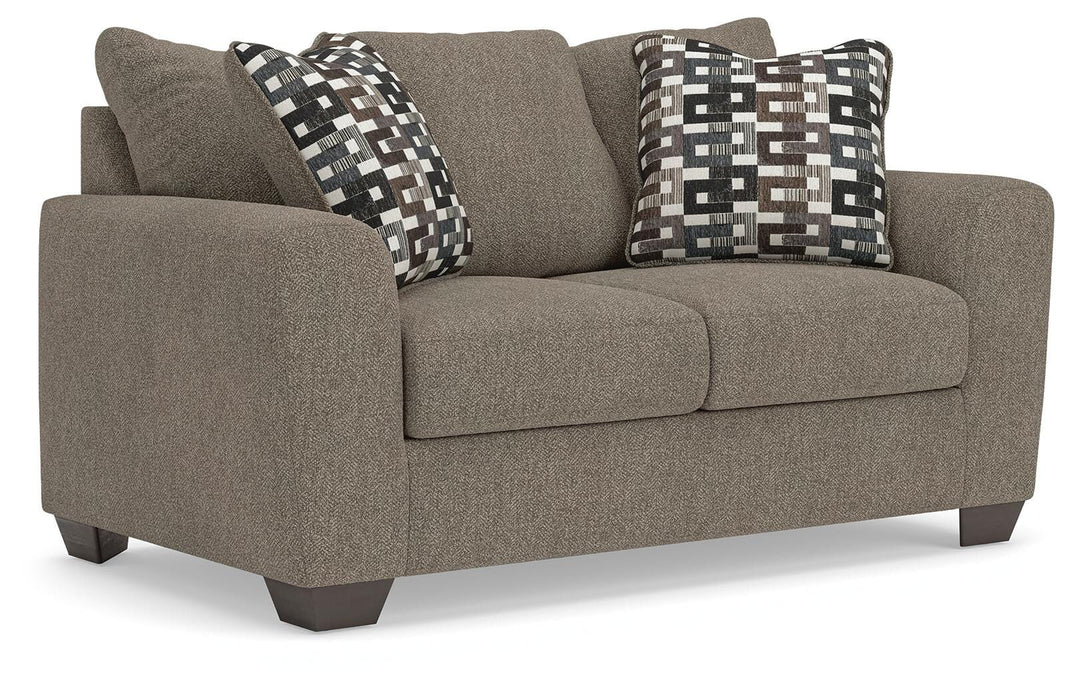 Triston-Peaks Loveseat - Home Furniture And More (Brentwood, MD)