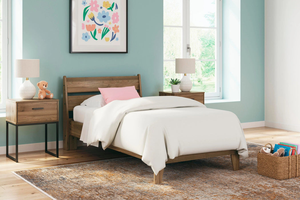 Deanlow Bed - Home Furniture And More (Brentwood, MD)