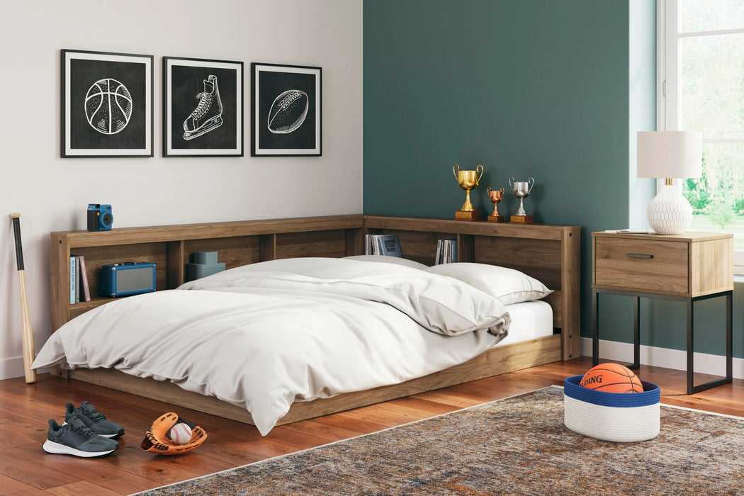 Deanlow Bed - Home Furniture And More (Brentwood, MD)