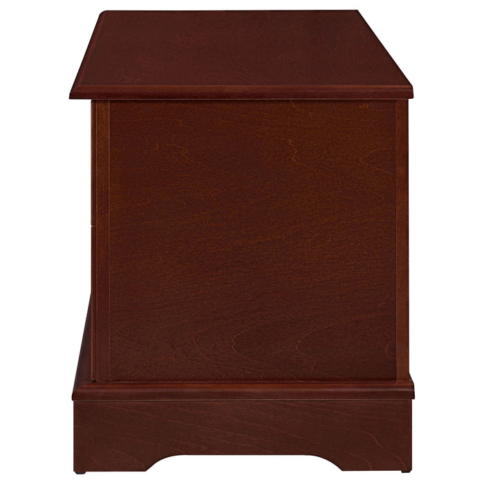 Paula Cedar Chest - Home Furniture And More (Brentwood, MD)