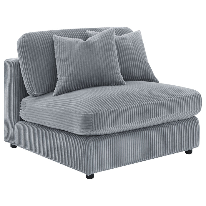 Blaine Sectional Sofa - Home Furniture And More (Brentwood, MD)
