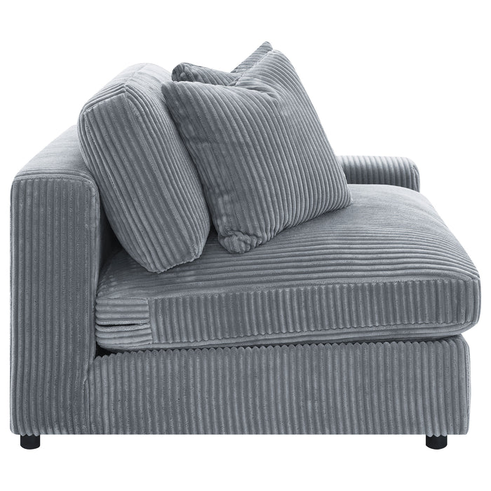 Blaine Armless Chair - Home Furniture And More (Brentwood, MD)
