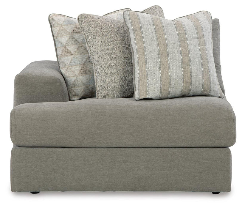 Avaliyah Sectional with Chaise - Home Furniture And More (Brentwood, MD)