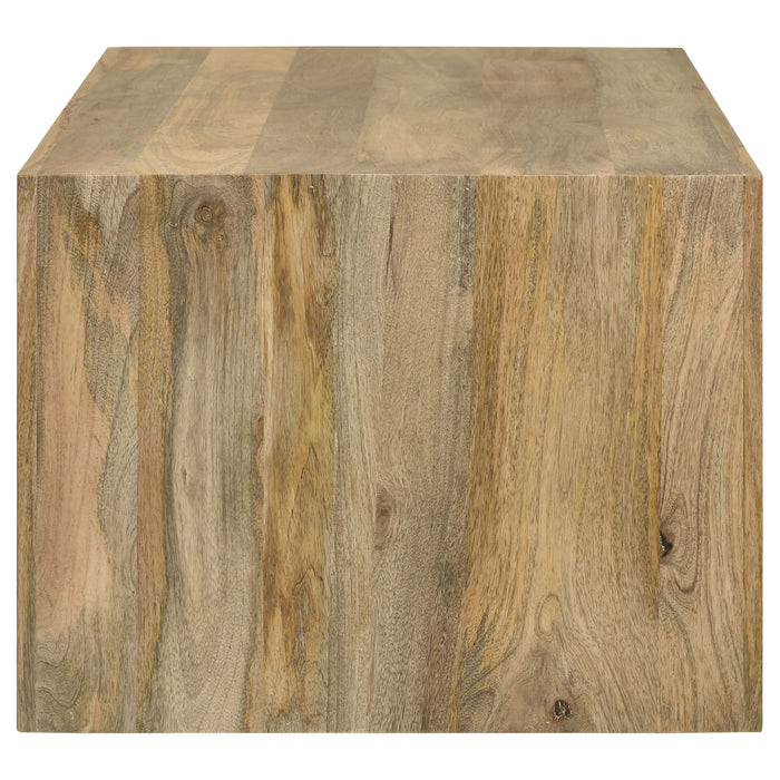Benton Coffee Table - Home Furniture And More (Brentwood, MD)