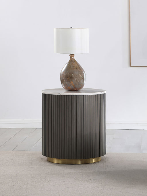 Jason End Table - Home Furniture And More (Brentwood, MD)