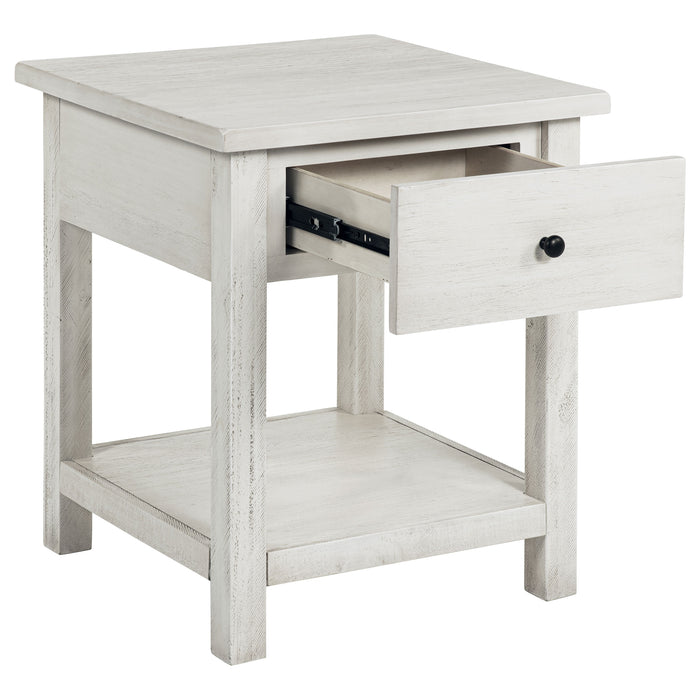 Payne End Table - Home Furniture And More (Brentwood, MD)