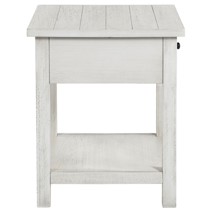 Payne End Table - Home Furniture And More (Brentwood, MD)