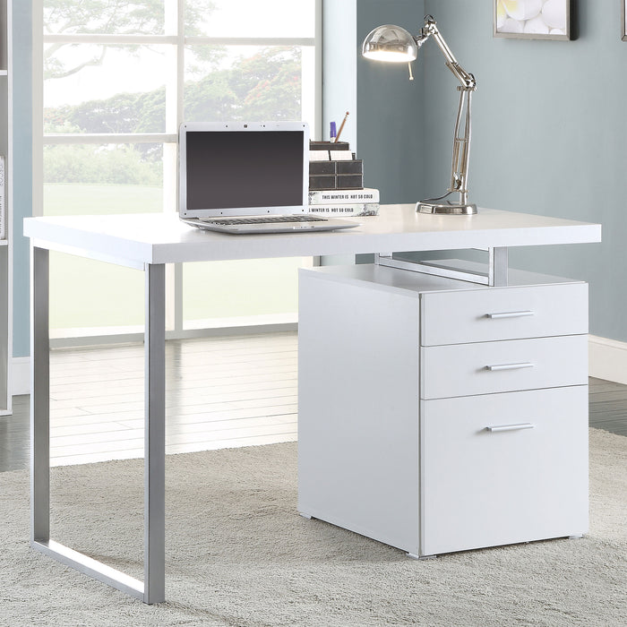 Brennan Computer Desk - Home Furniture And More (Brentwood, MD)