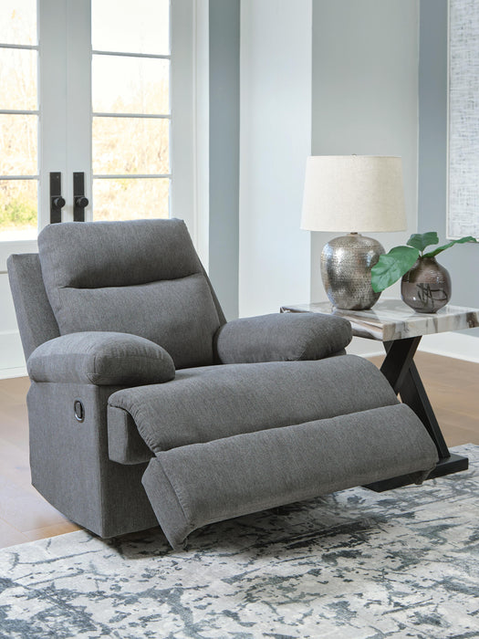 Side-Swipe Recliner - Home Furniture And More (Brentwood, MD)