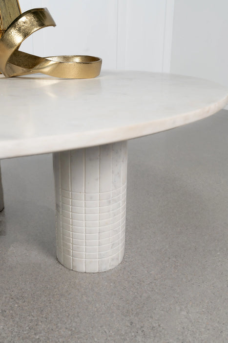 Astoria Coffee Table - Home Furniture And More (Brentwood, MD)