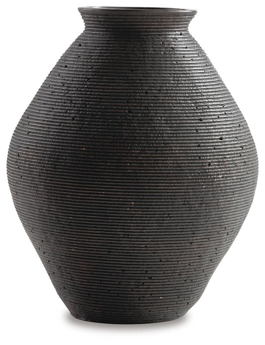 Hannela Vase - Home Furniture And More (Brentwood, MD)