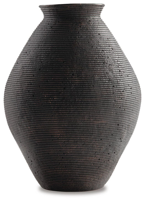 Hannela Vase - Home Furniture And More (Brentwood, MD)
