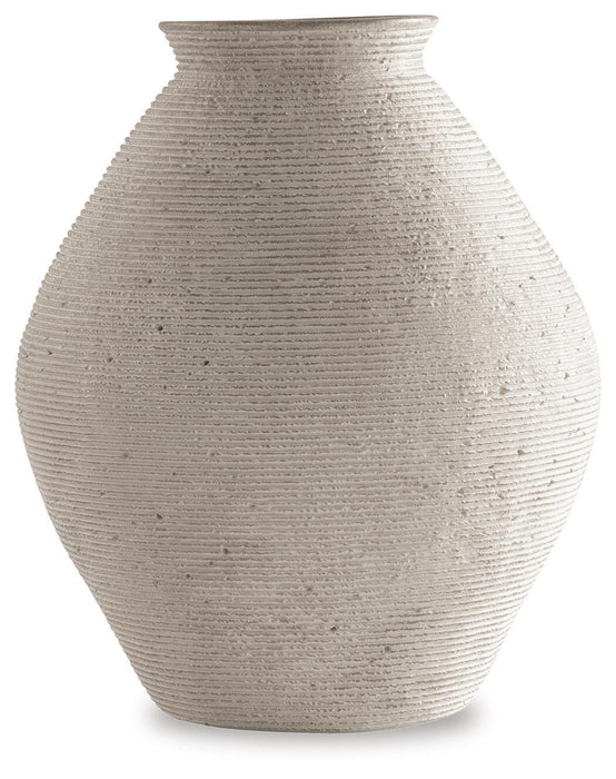 Hannela Vase - Home Furniture And More (Brentwood, MD)