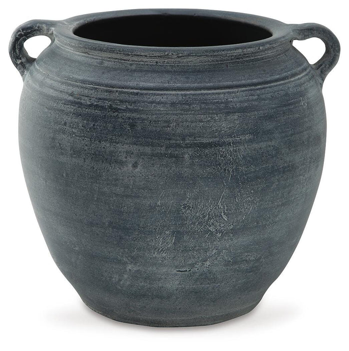 Meadie Vase - Home Furniture And More (Brentwood, MD)