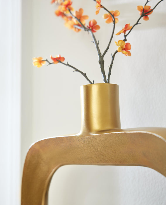 Lawtonville Vase - Home Furniture And More (Brentwood, MD)