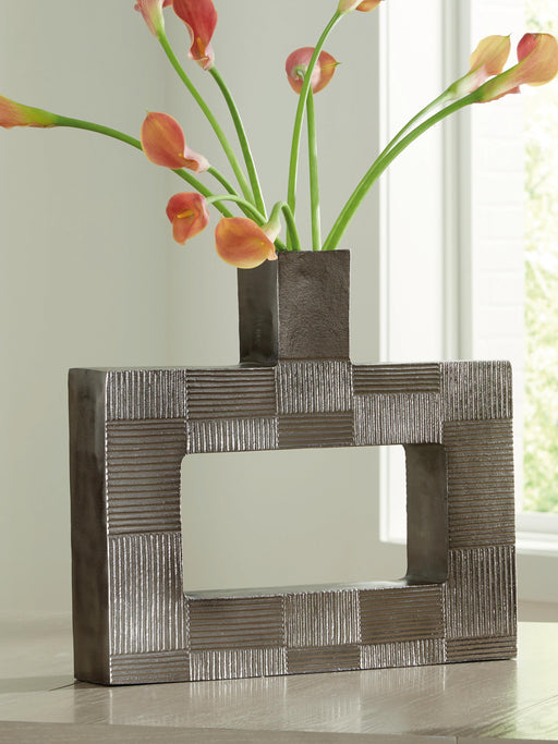 Wrengrove Vase - Home Furniture And More (Brentwood, MD)