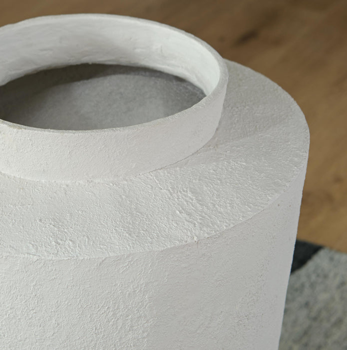 Flurinworth Vase - Home Furniture And More (Brentwood, MD)