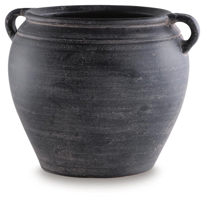 Meadie Vase - Home Furniture And More (Brentwood, MD)