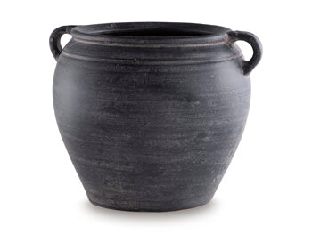 Meadie Vase - Home Furniture And More (Brentwood, MD)