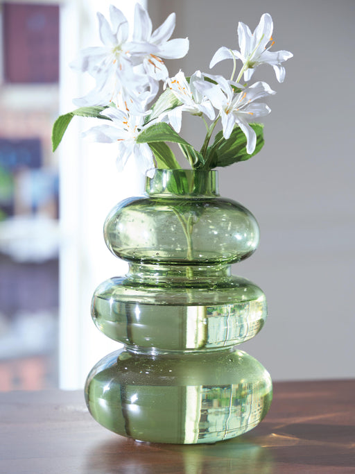Renethorne Vase - Home Furniture And More (Brentwood, MD)
