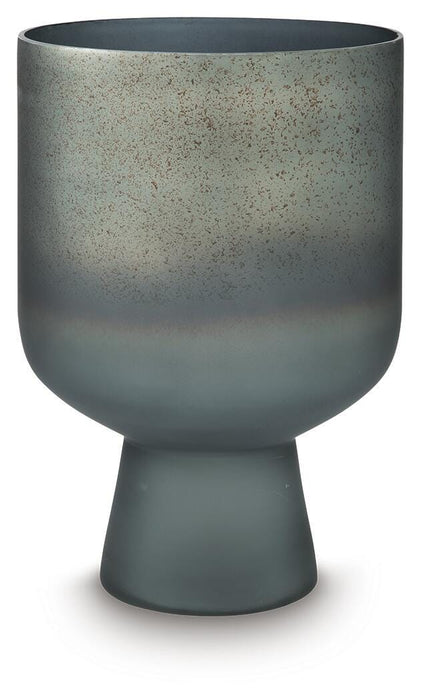Pennmore Vase - Home Furniture And More (Brentwood, MD)