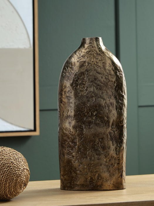 Wallmond Vase - Home Furniture And More (Brentwood, MD)