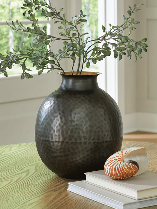 Woody Vase - Home Furniture And More (Brentwood, MD)