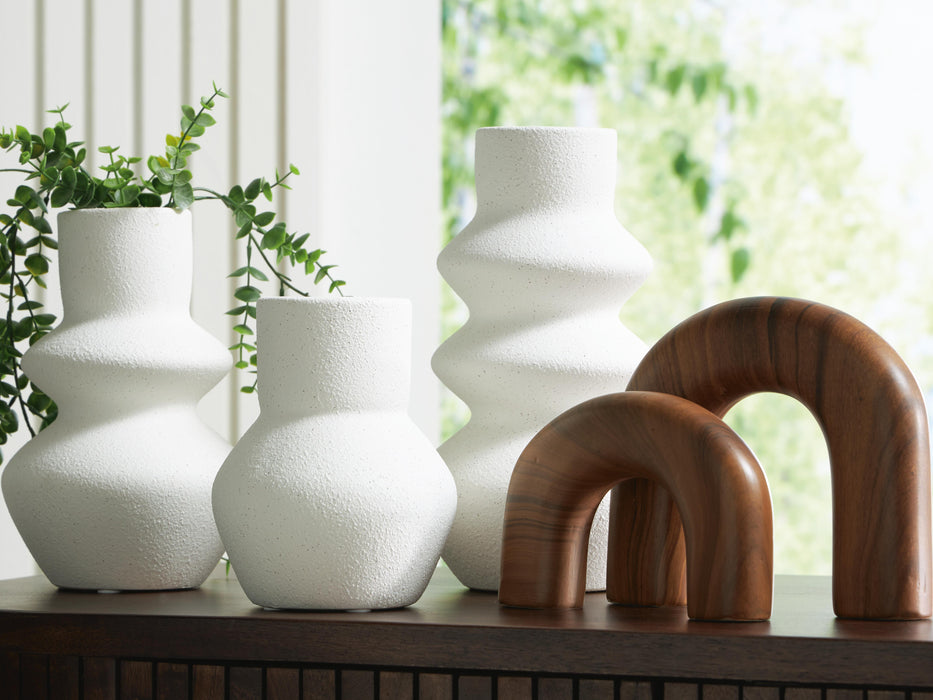 Carterworth Accessory Set (Set of 5) - Home Furniture And More (Brentwood, MD)