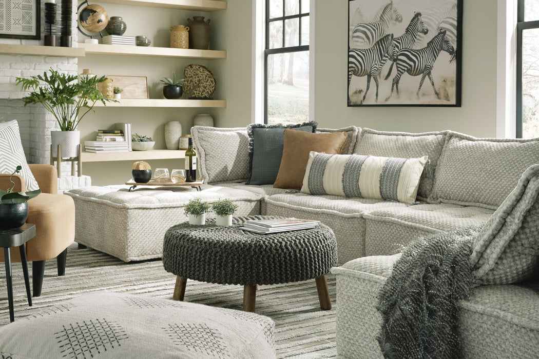 Bales Accent Chair - Home Furniture And More (Brentwood, MD)