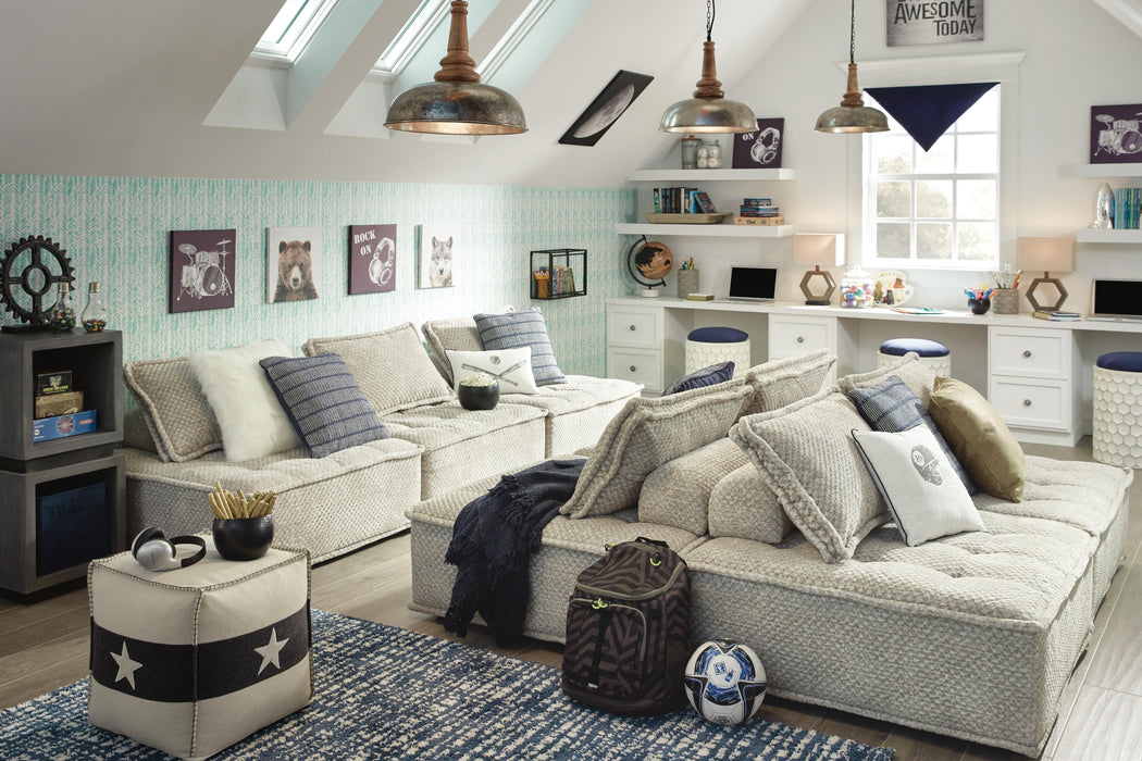 Bales Accent Chair - Home Furniture And More (Brentwood, MD)
