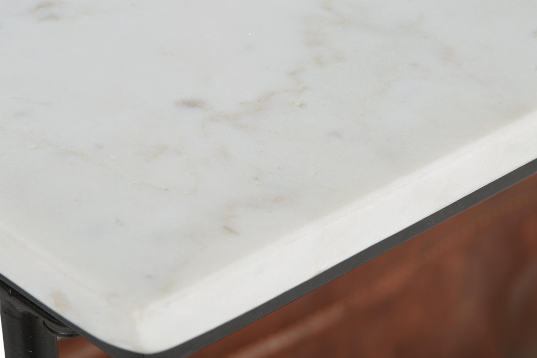 Etanbury Accent Table - Home Furniture And More (Brentwood, MD)