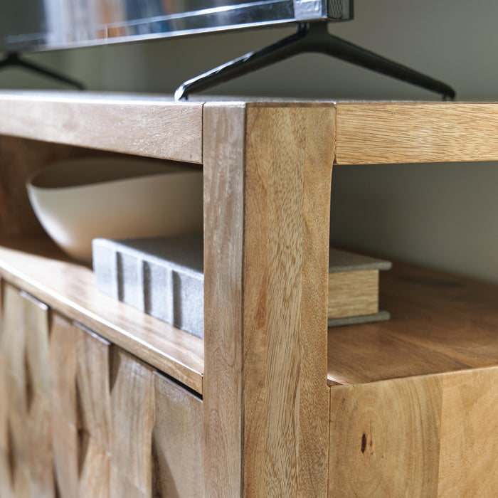 Hudwick Accent Cabinet - Home Furniture And More (Brentwood, MD)